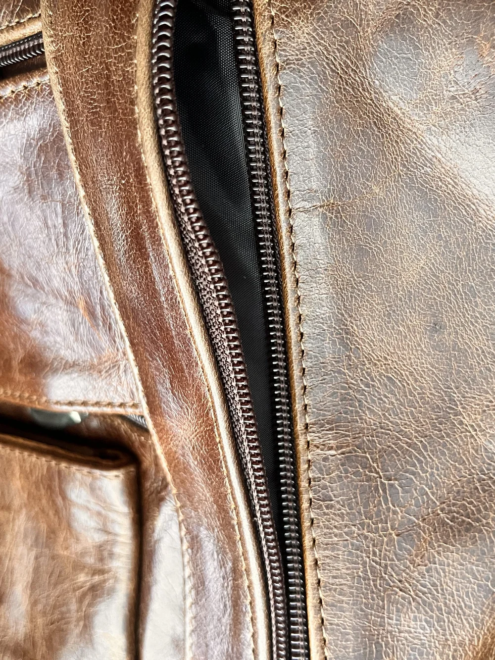 Men's Brown Leather Crossbody Shoulder Bag